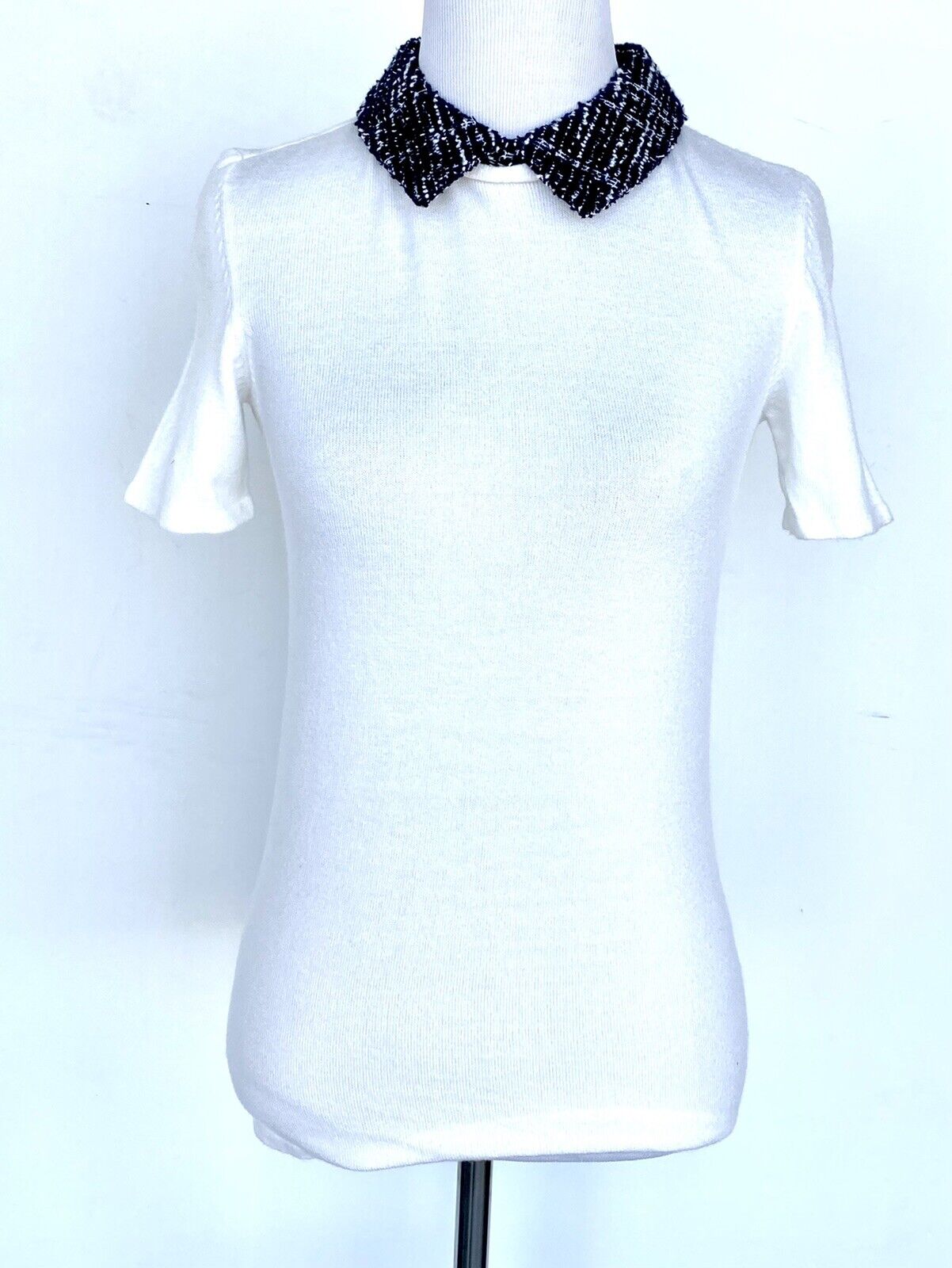 Maison Jules Cream Tweed Collar SS Sweater Retail $49.50 Price $39 Size XXS