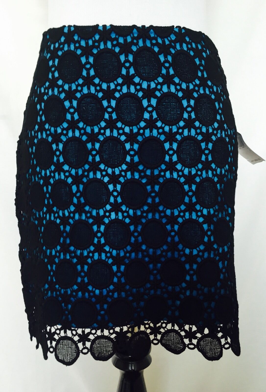Kensie Blue and Black Lace Style Short Skirt NWT Retails $69 price $22  Size 2