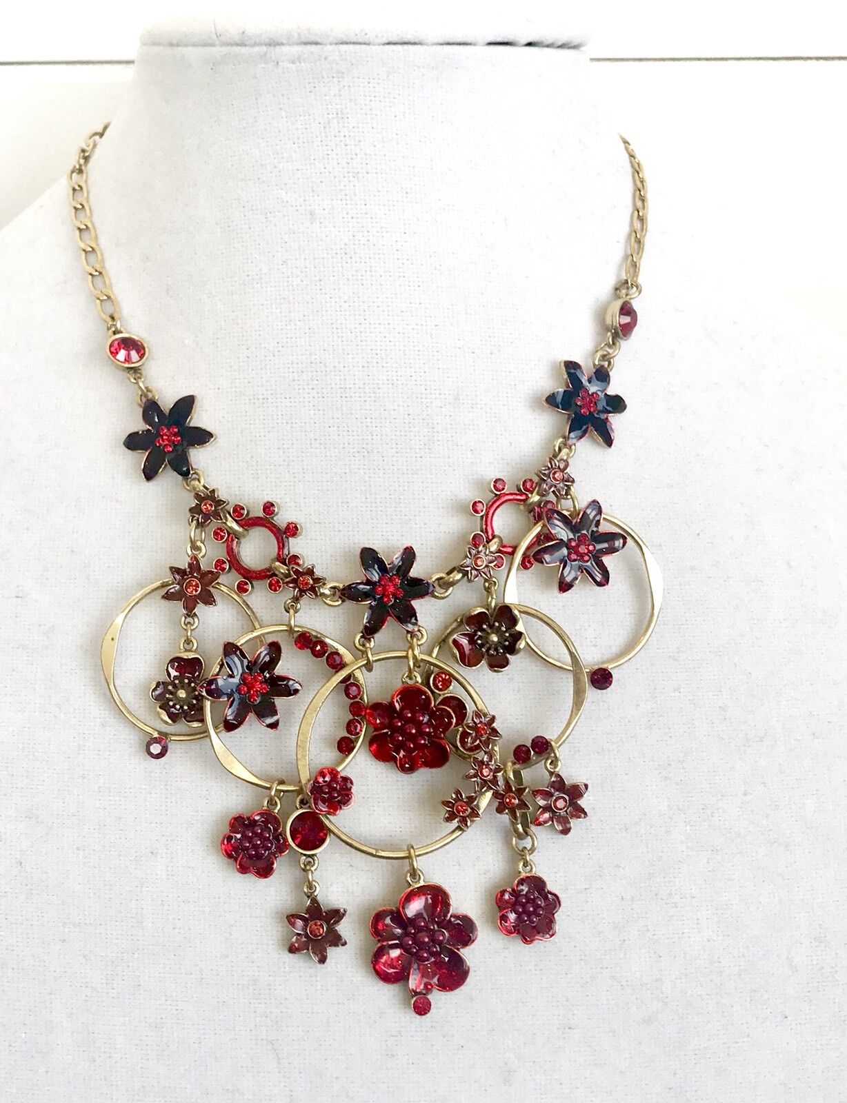 Pilgrim Genuine Swarovski Crystal And Enamel Necklace. NWT Price $29 Retail $100