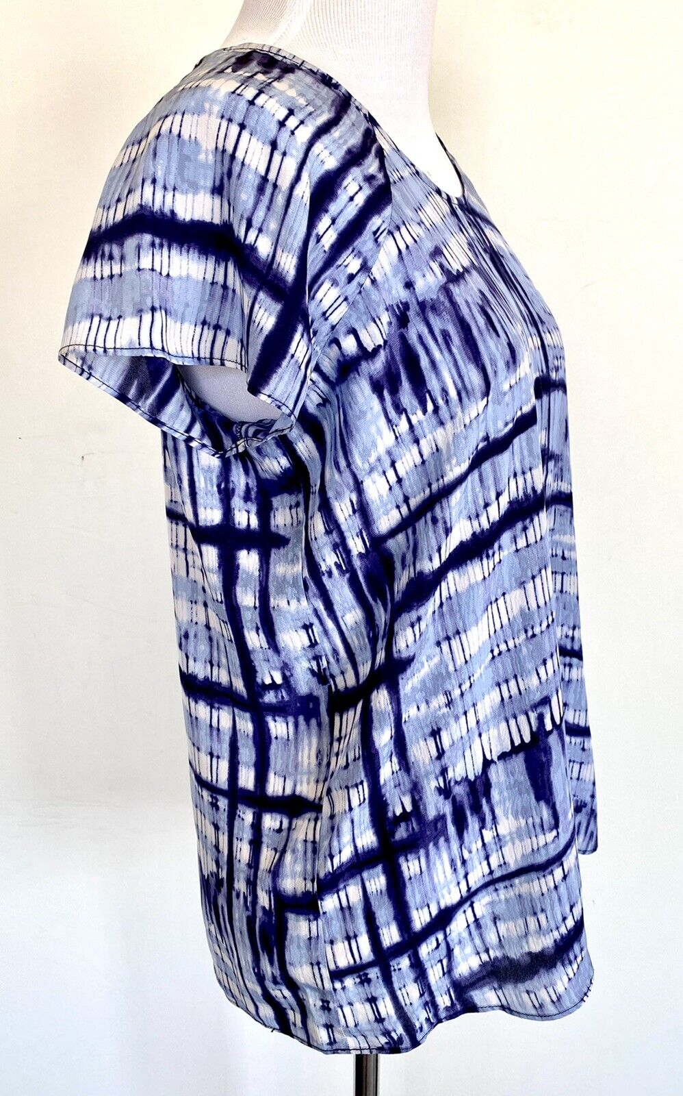 Nic + Zoe SILK  Blue Short Sleeve Tunic Top. NWT Size XS Retail $128 Price $45