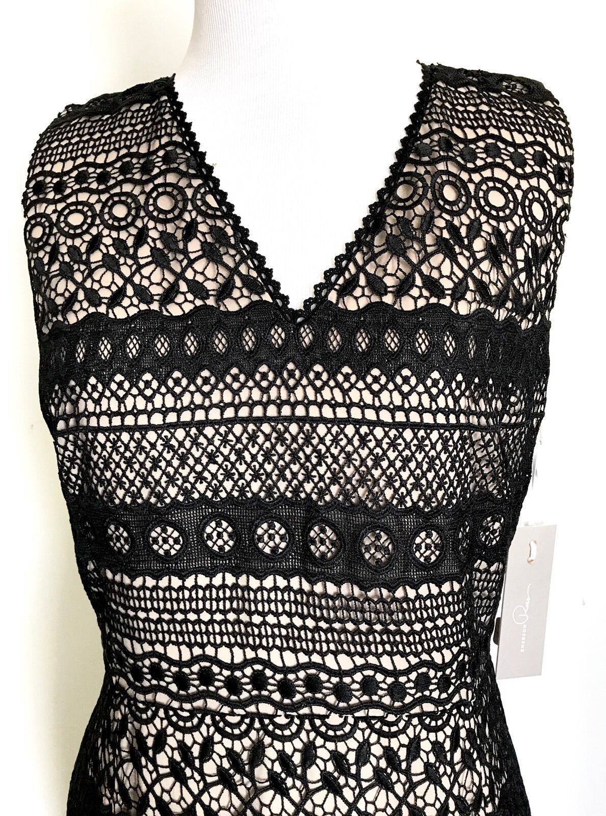 Emerson Rose Black Lace & Nude Dress. NWT Retails $149 Price $45 Size 6