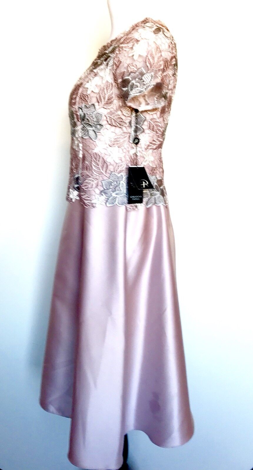 Adrianna Papell Pale Lilac Lace Body Formal Dress Size 8 Retail $229  Price $139