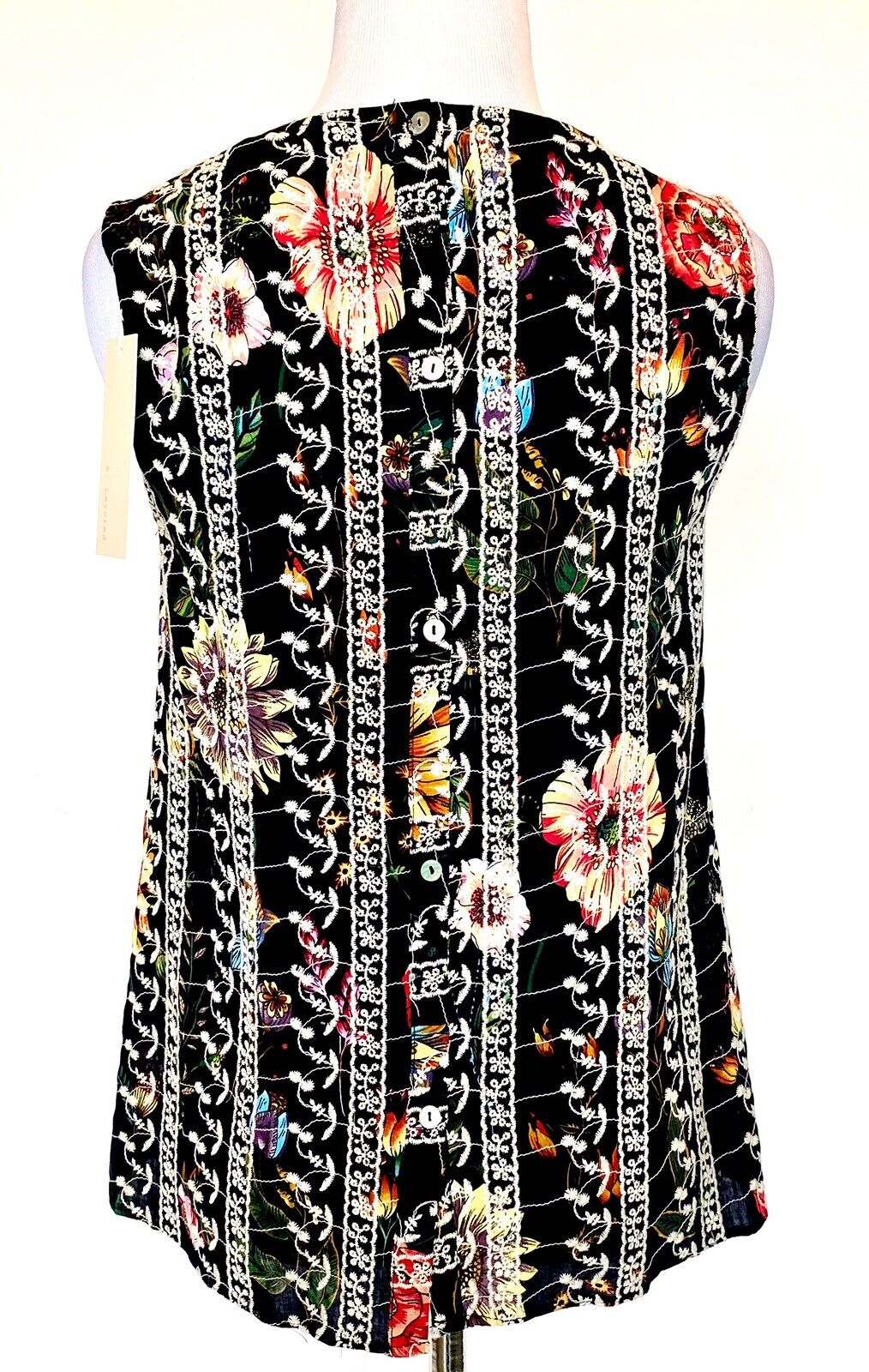 & Layered Embroidered Swing Top. Size XS. Price $19.50 NWT Sleeveless. Black