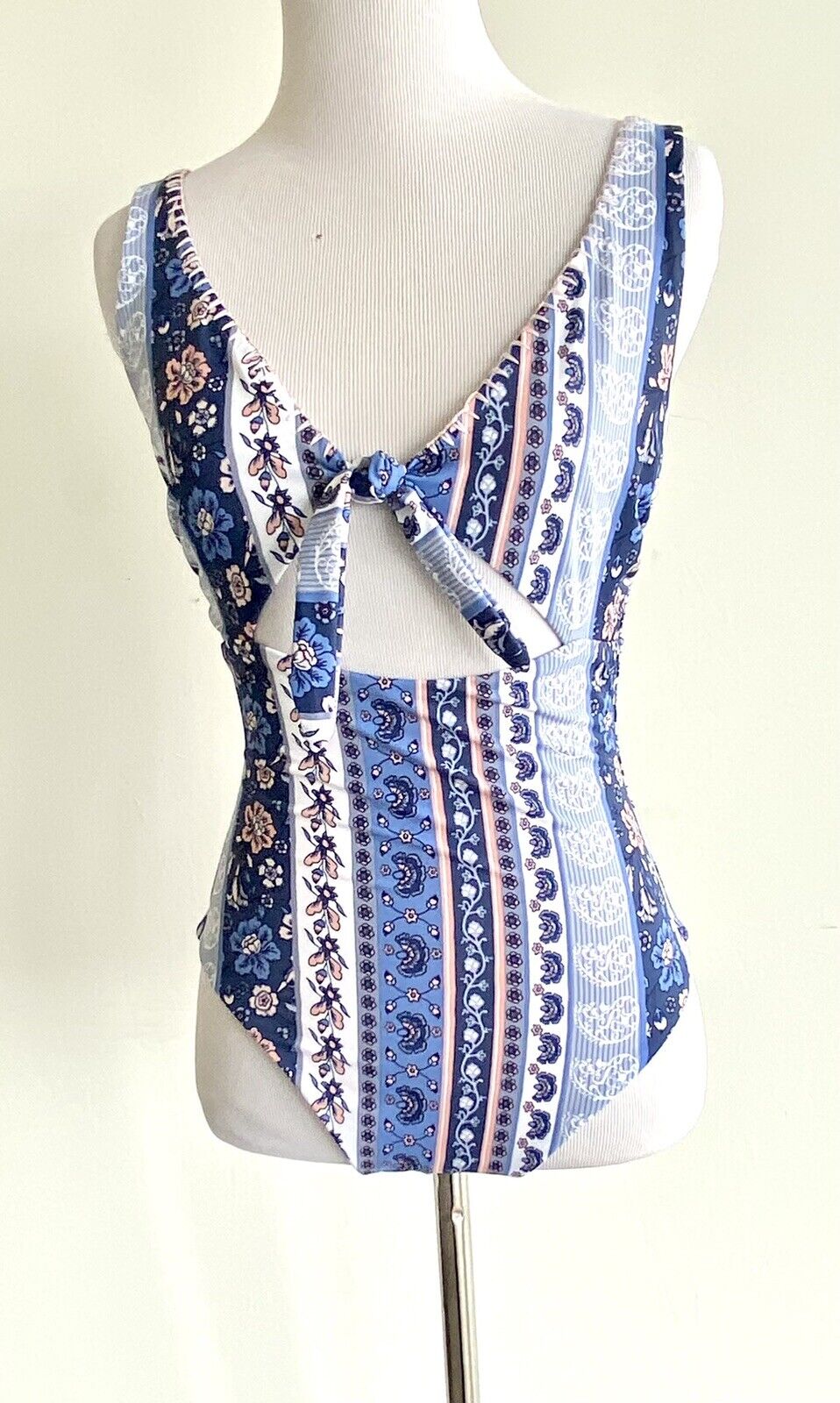 MinkPink Bounty Tie Front Crochet Edge Size S  Cutout Retail $119 Price $49 Blue