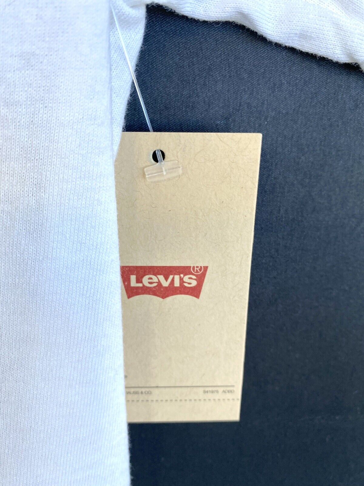 Levi’s Mens Retro Style Cotton Tee Price $28.50 Small Logo