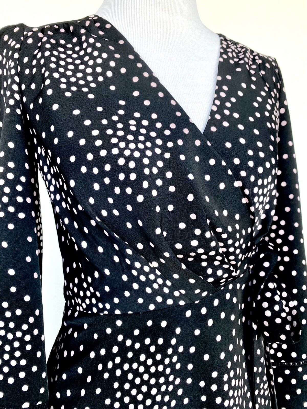 Kate Spade Festive Confetti Wrap Dress. NWT Retail $299 Price $198 Size 0