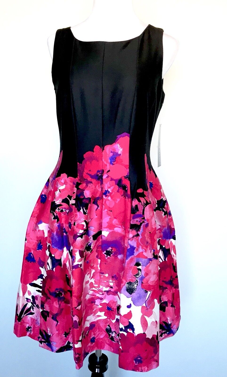 Chetta B Black& Pink Floral Dress. Size 8 Retails $98 Price $58 NWT
