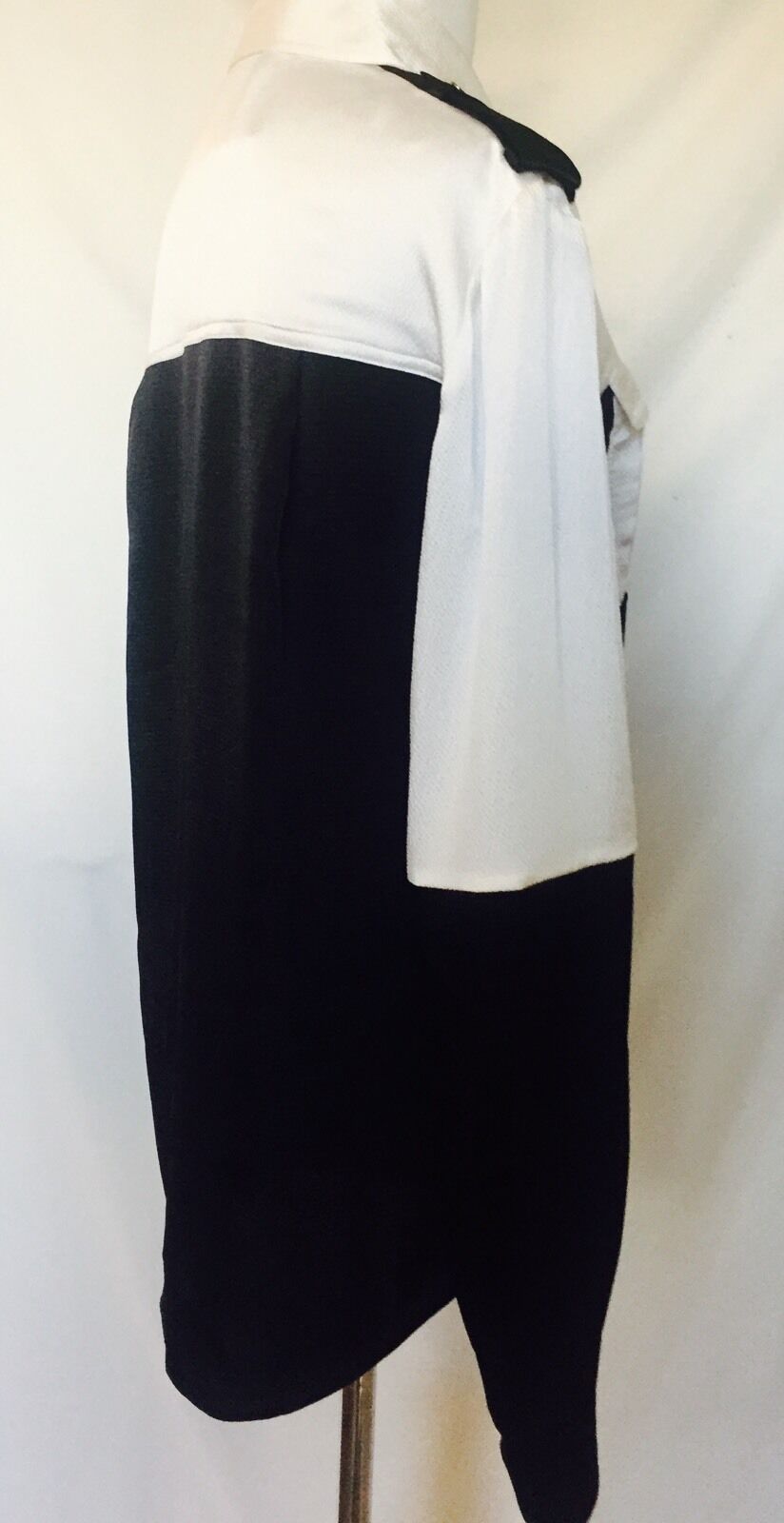 L.A.M.B Gwen Stefani Silk White & Black Shirt Size 4 NWT Price $88