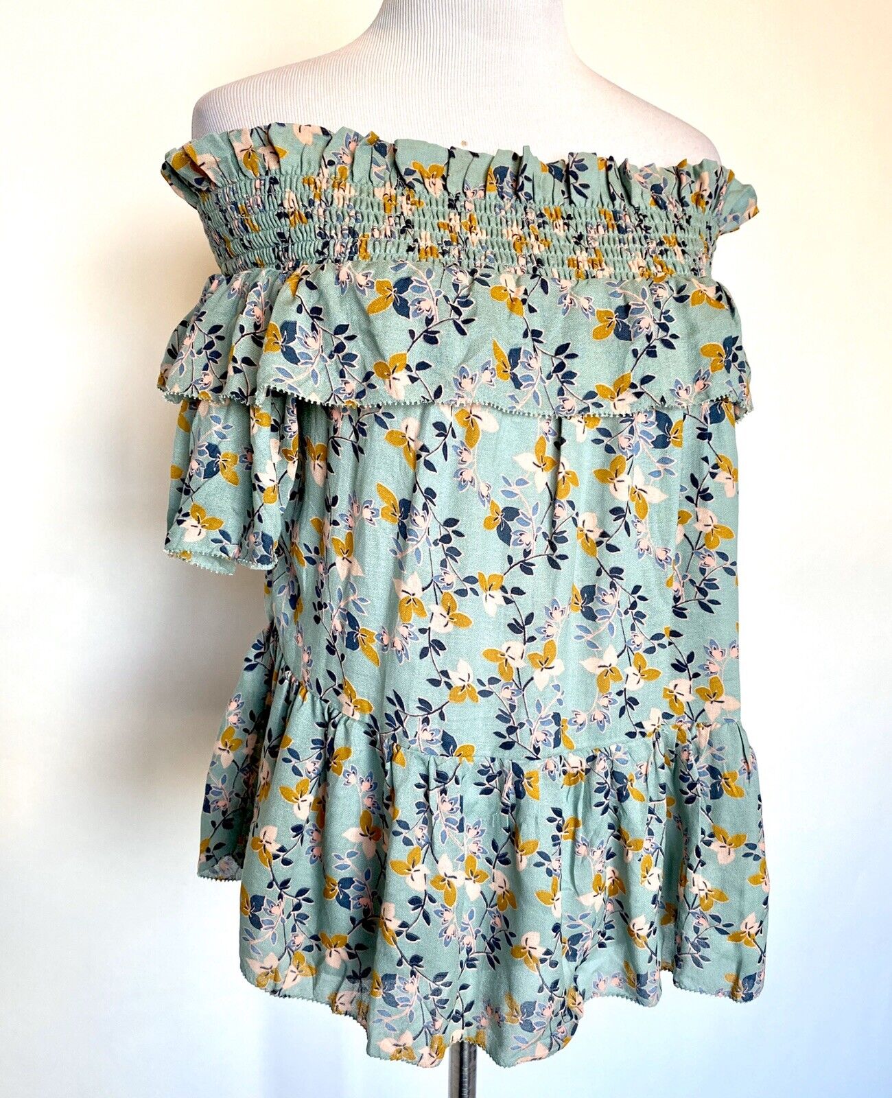 Green Off Shoulder Blouse L Retails $69.50 Price $22 NWT