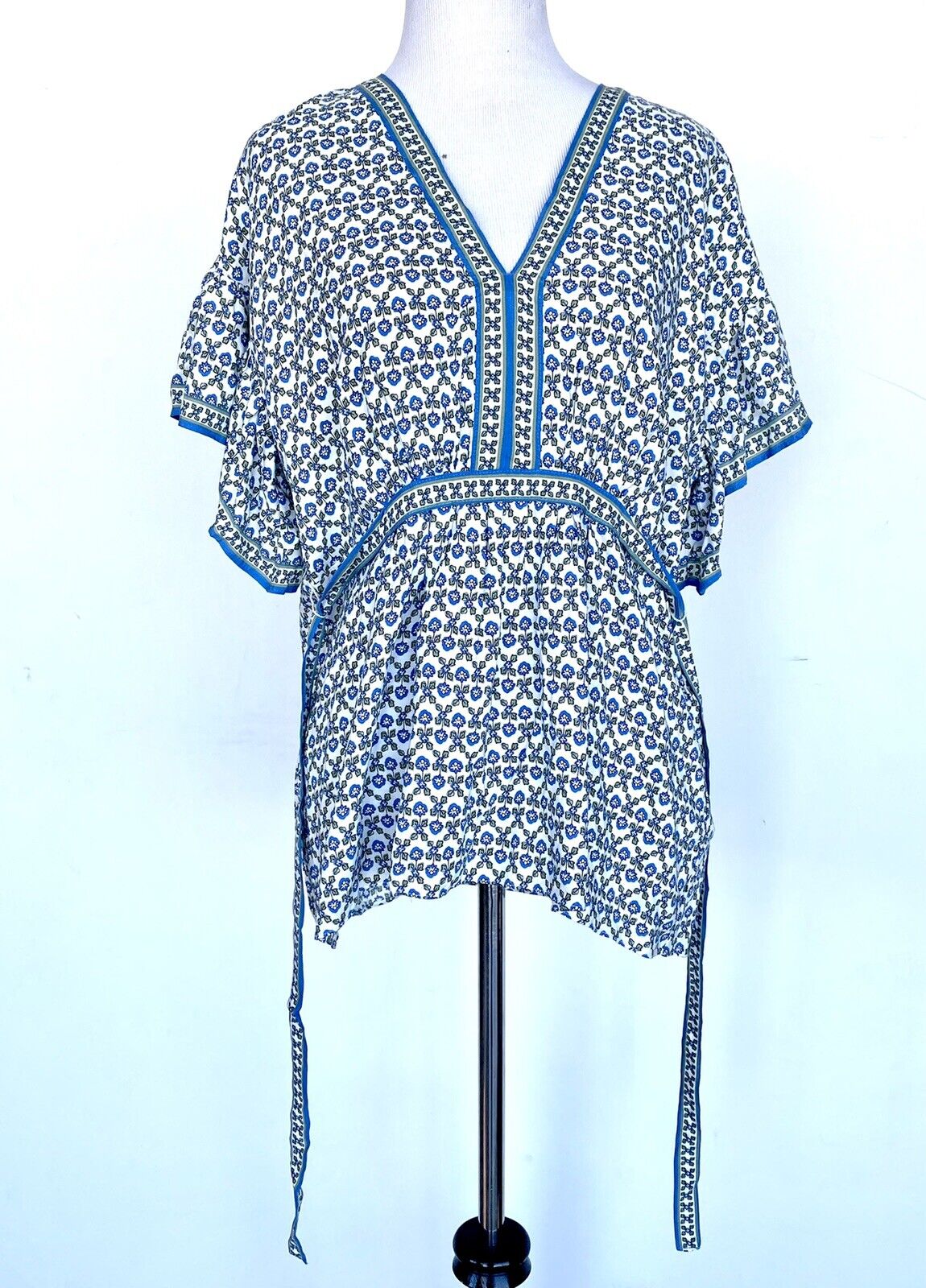 Max Studio Belted V Neck  Blouse Size S Retails $88 Price $44 NWT