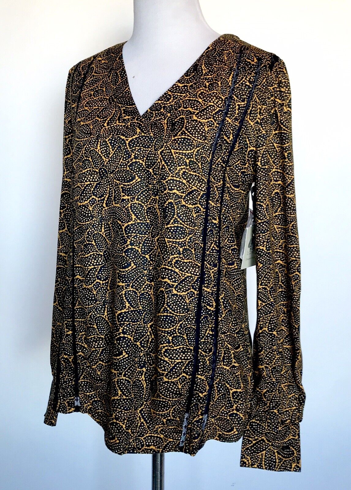 Hinge Camo Cactus Popover Blouse Mustard & Black Retail $69 Price $32 XS NWT