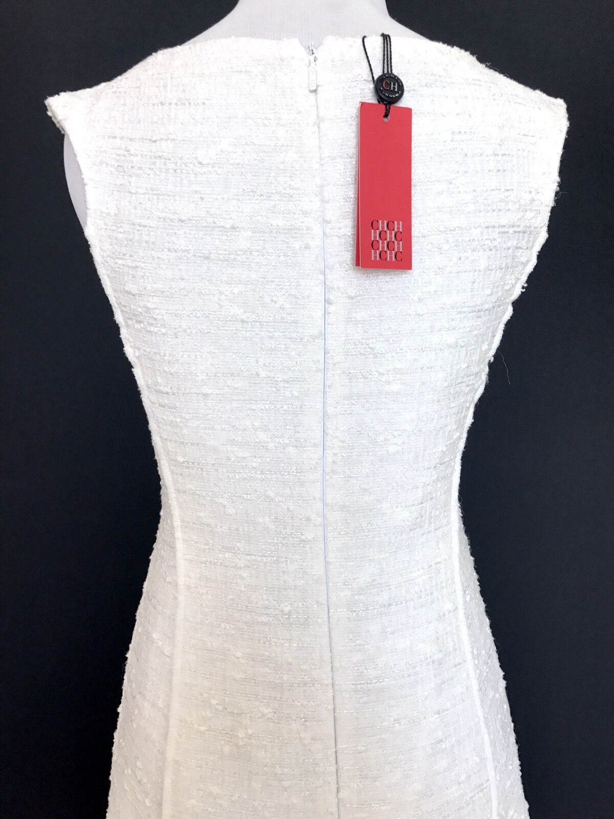 Carolina Herrera White  Formal Dress. Retails $910 NWT Price $395 Size 0