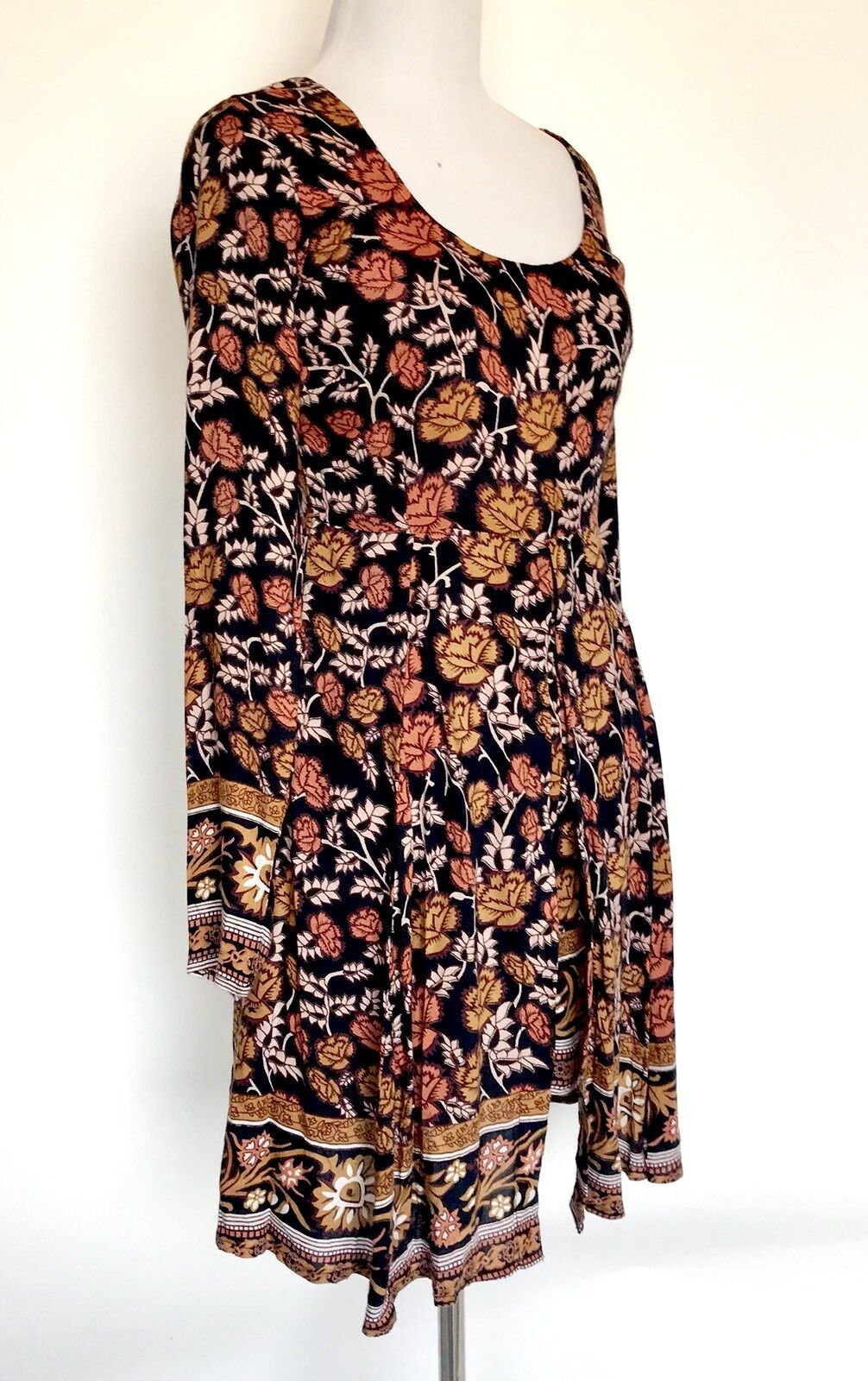 Raga NEW Boho Floral Romper Dress. Retails $106 Price $58. Size XS