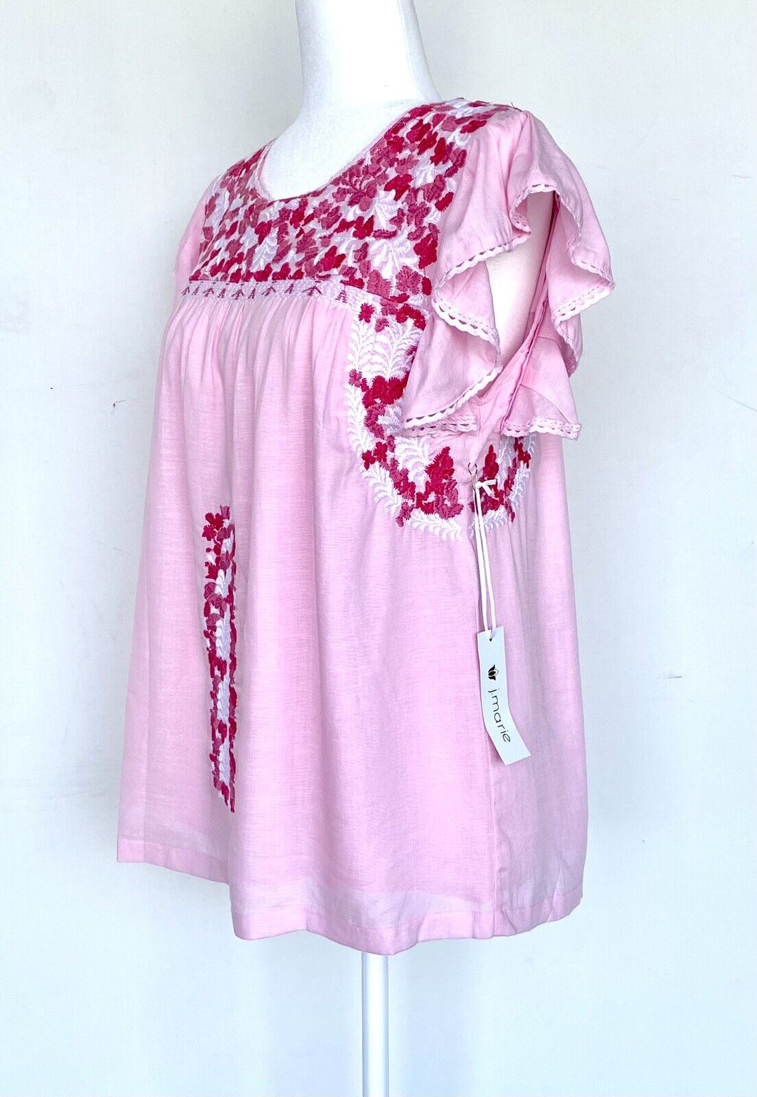 NWT J Marie embroidered Ainsley Top size M Retail $106 Price $56 pink
