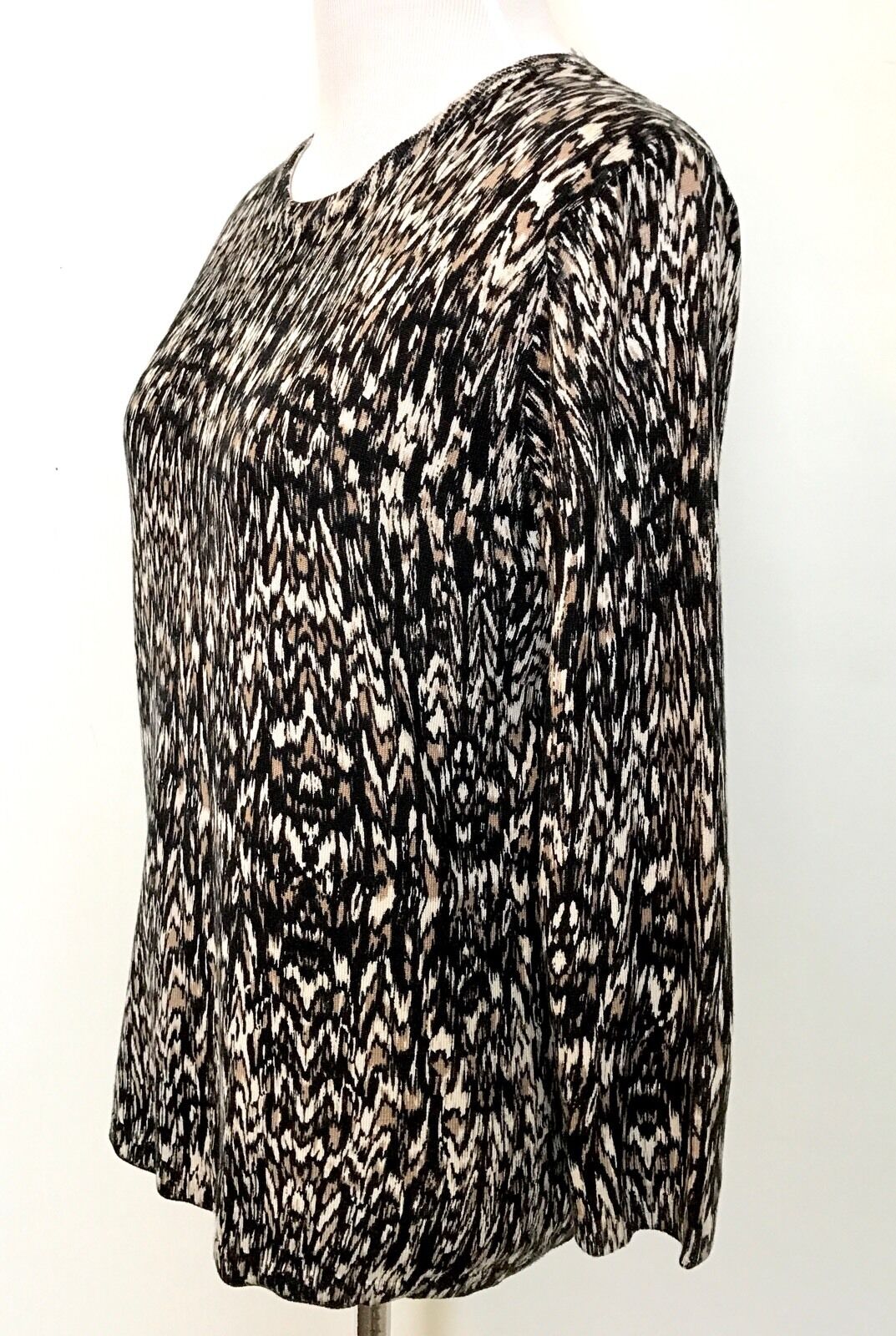 Philosophy Tan Cream Black Sweater. Zip Back NWT Size M Retail $58 Price $29
