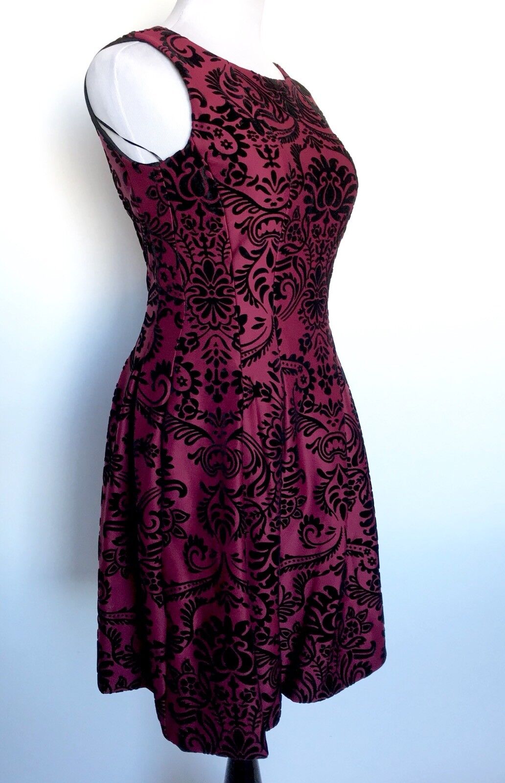 Gabby Skye Damask Velvet Fit And Flare Dress. Retails $98 Price $53 Size 6 NWT