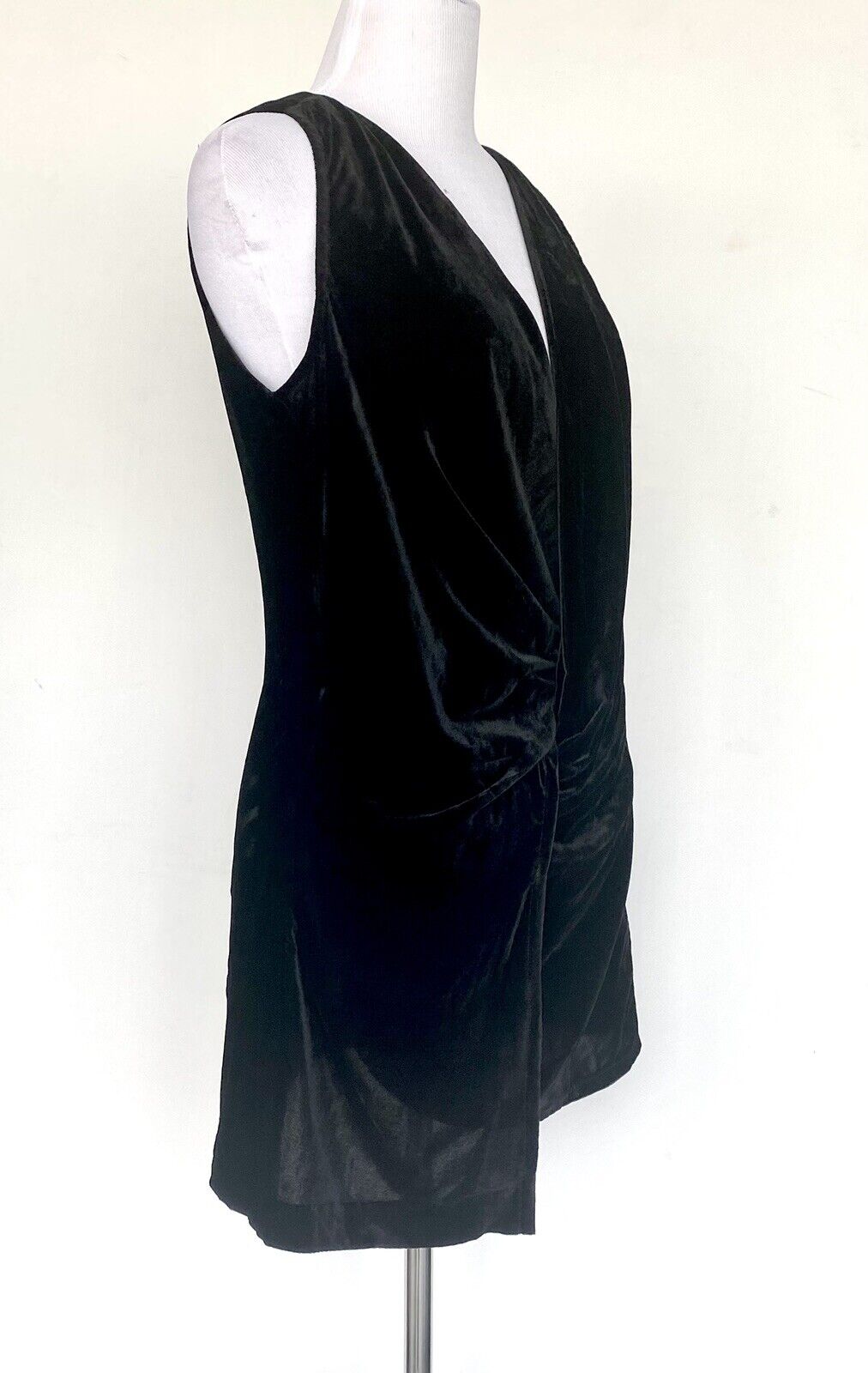 Kenneth Cole Velvet Twist Sleeveless  Long Top Black S Retail $129 Price $39 NWT