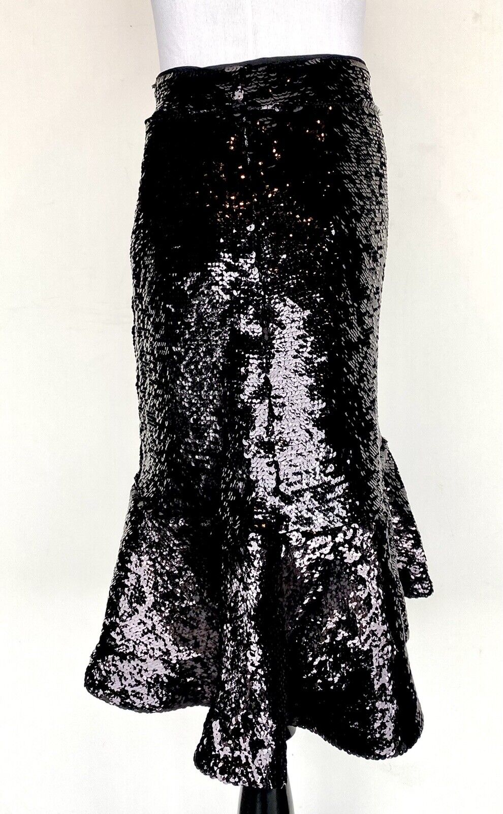 Hutch Black Sequin Skirt Retails $155 Price $89 Size 10 RuffleNWT Anthropologie