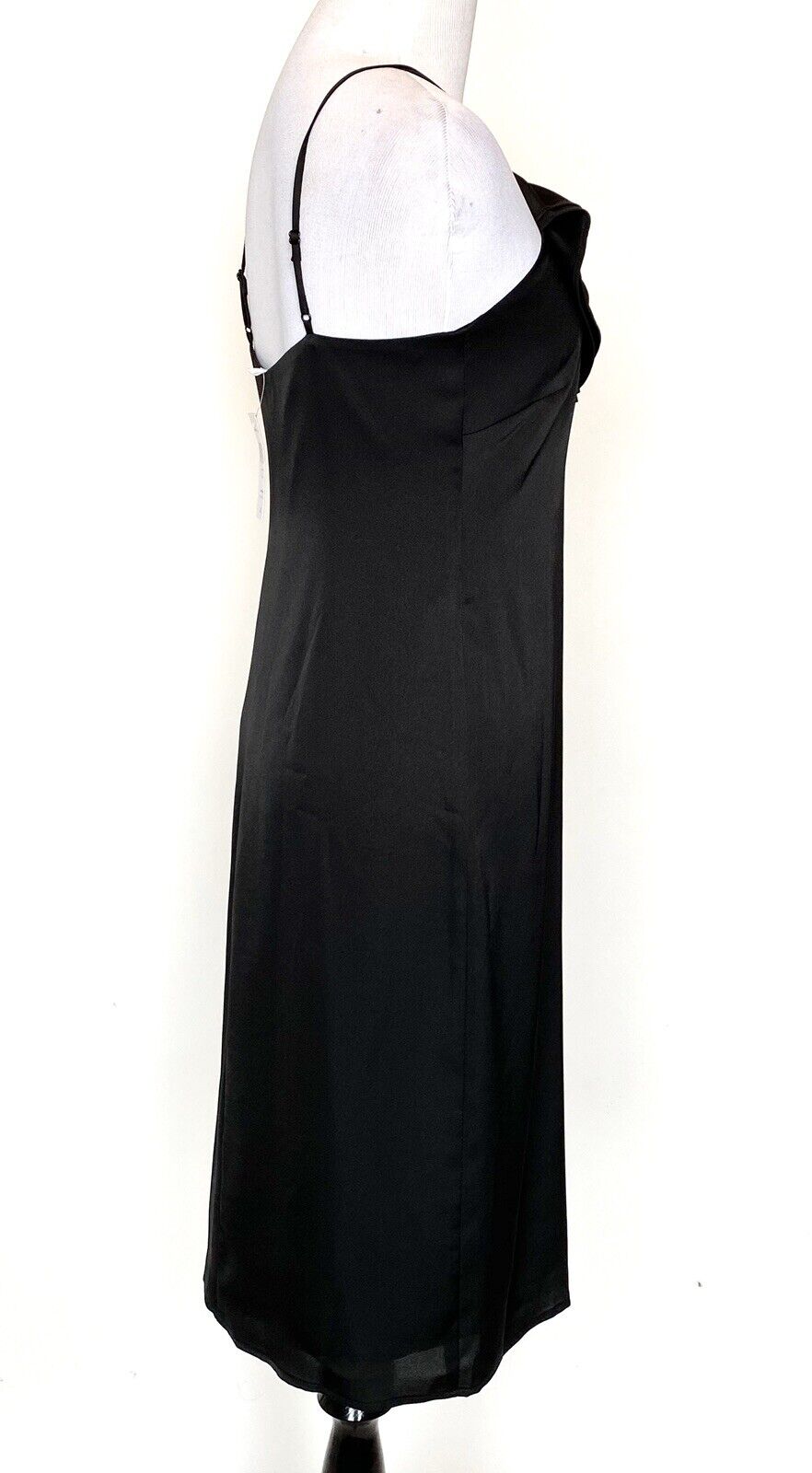 BCBG Generation Black Ruffle Cocktail Dress Retail $98 Price $35 Size 0 NWT