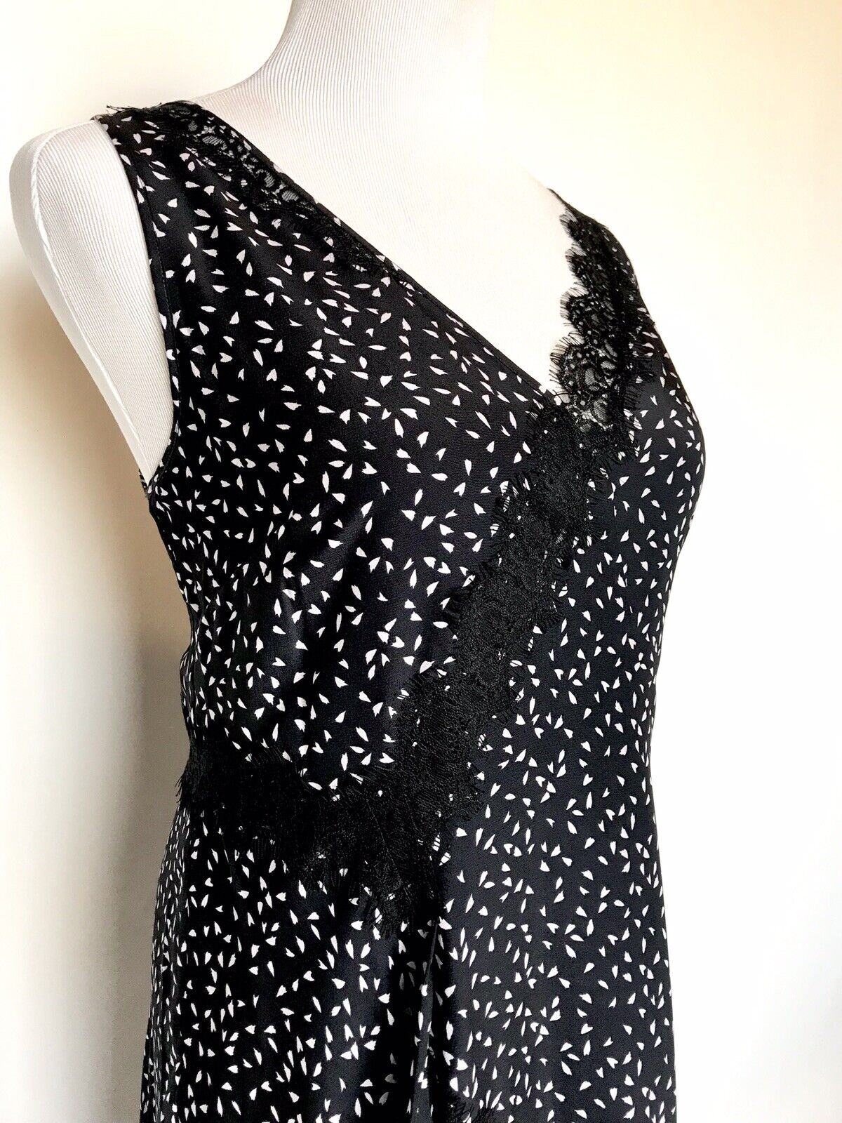 Lewit Dark Navy Night  Jane 100% Silk Dress. Retail $379 Price $148 NWT Size 10