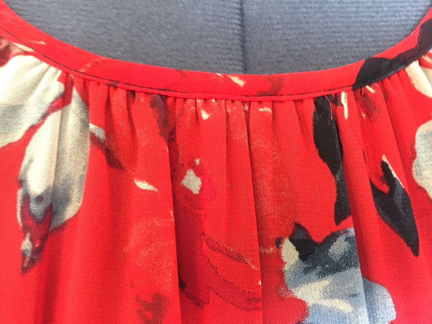 Taylor Red Floral Formal Dress. NWT Size 10 Retail $138 Price $58