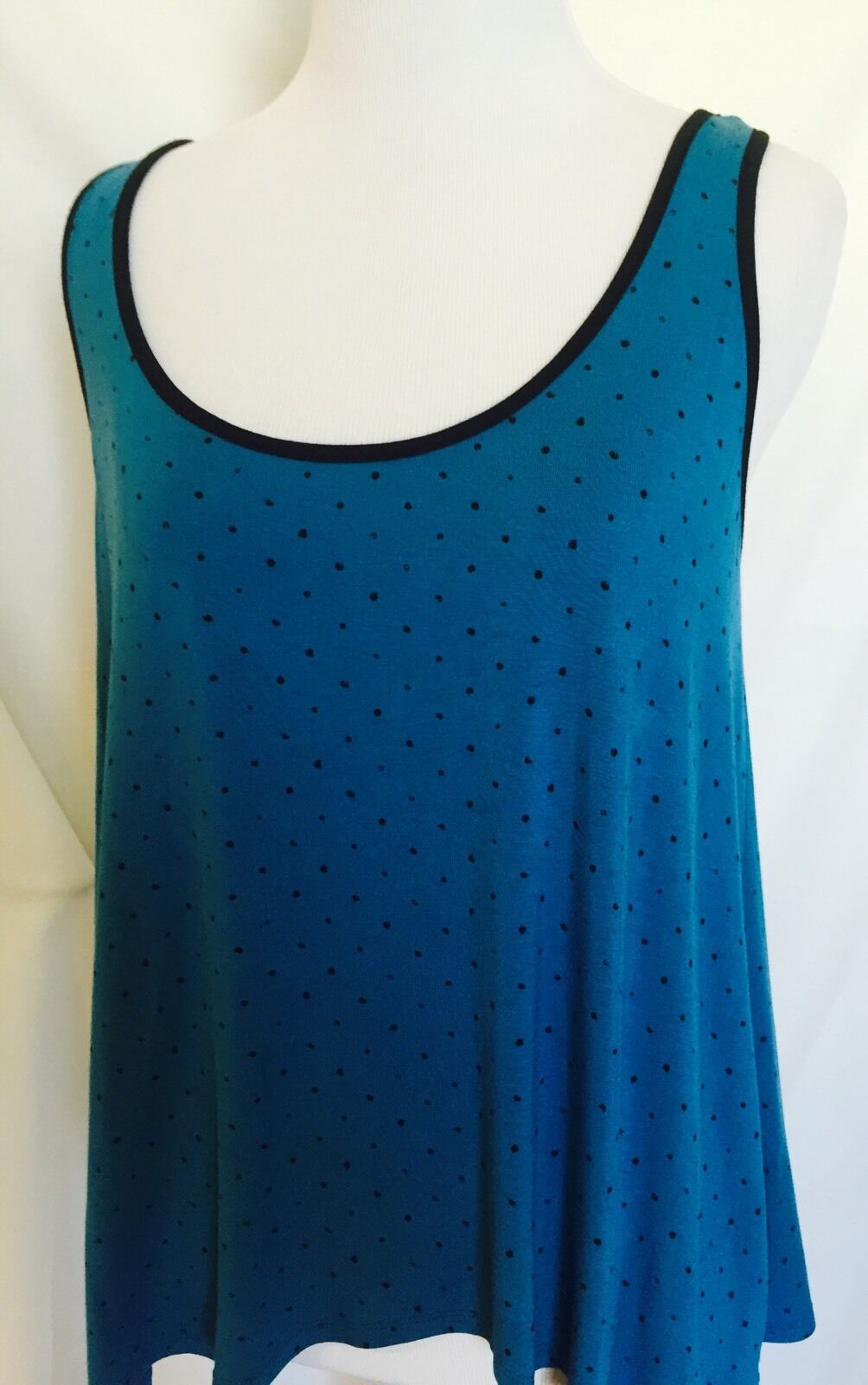 KENSIE Blue & Black Swing Spot Top Sleeveless. Size S RETAILS $39 Price $25
