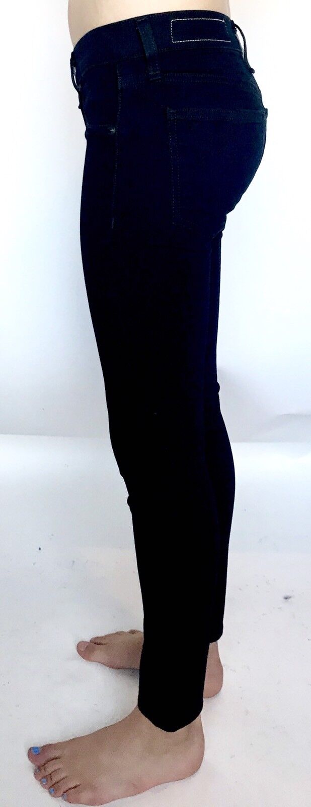 Rag & Bone Midnight Black Zipper Capri Jeans. Size 23 Retail $225 Price $104 NWT