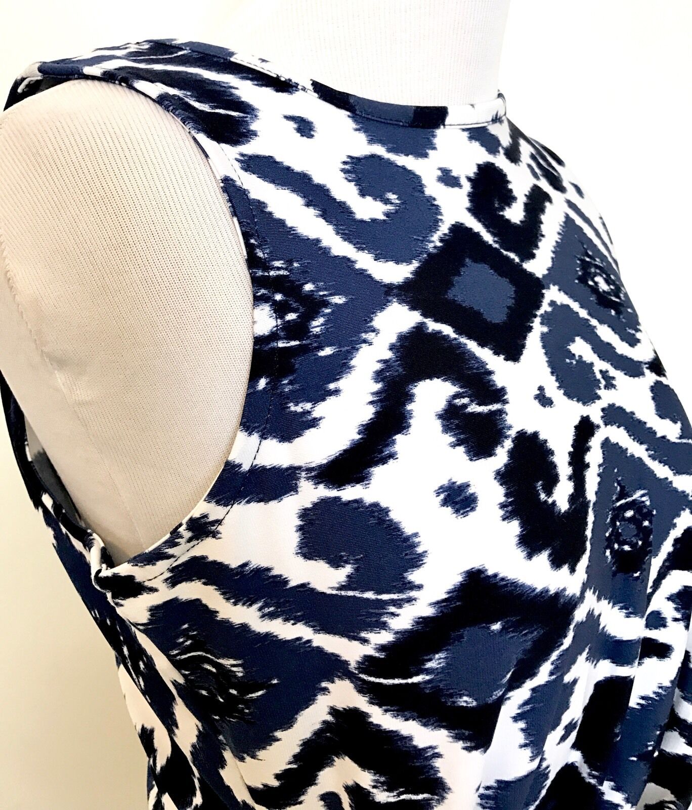 Michael Kors Blue And White Side Drape Dress. NWT Retail $130 Price $66 Size XS