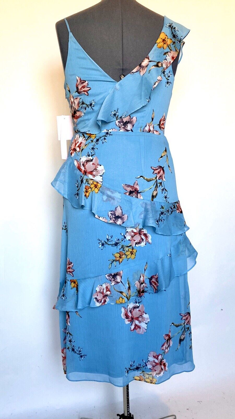 AVEC LES FILLES NWT  Floral Ruffle Dress. Retail $148 Price $58 Size 10