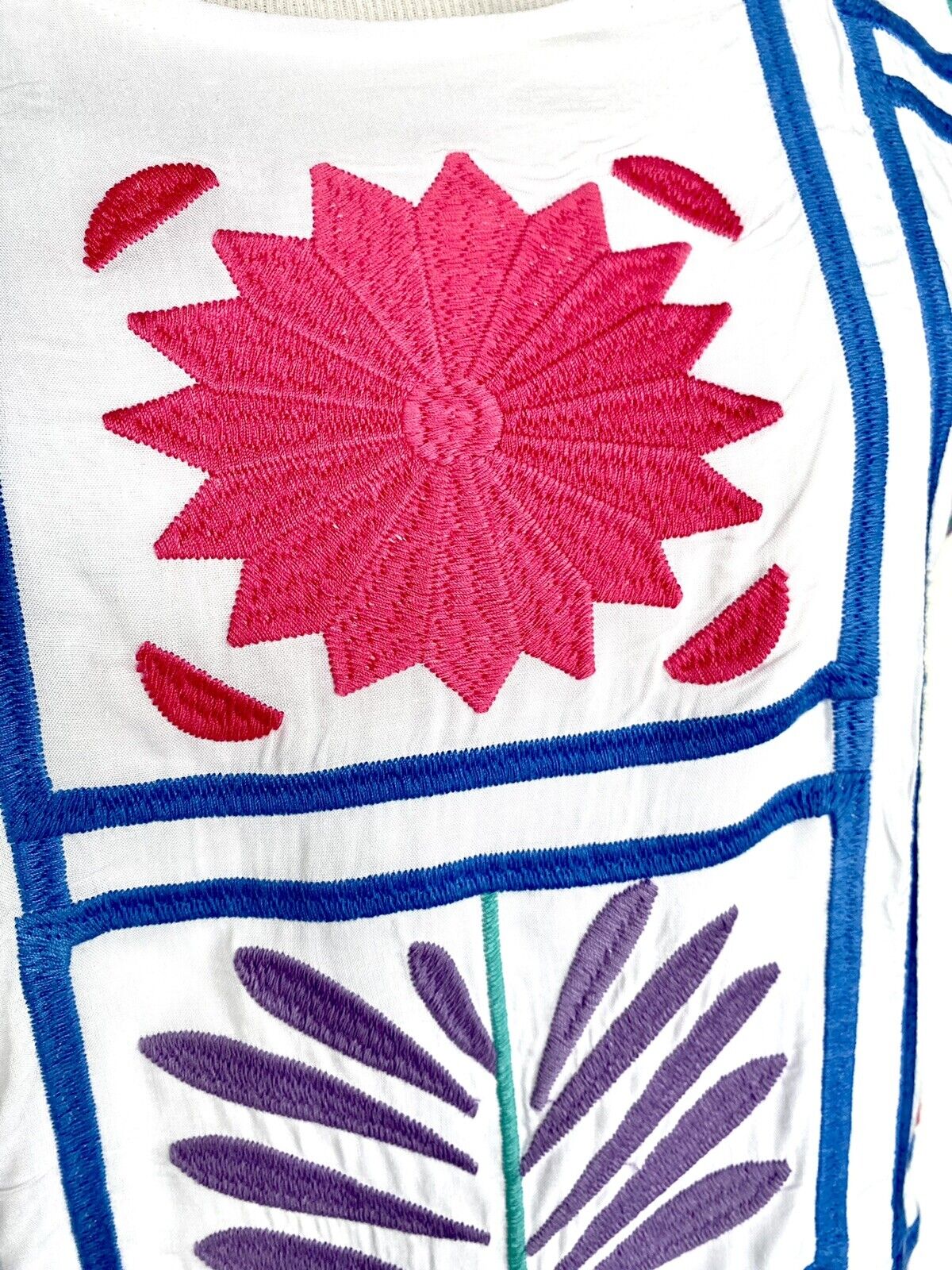 NWT J Marie embroidered Gabriella Dress size Small Retail $128 Price $59