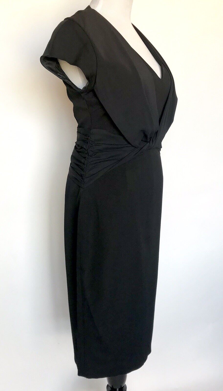 Reiss Twist Front Black Dress. Retails $370 Price $98 NWOT Size 6