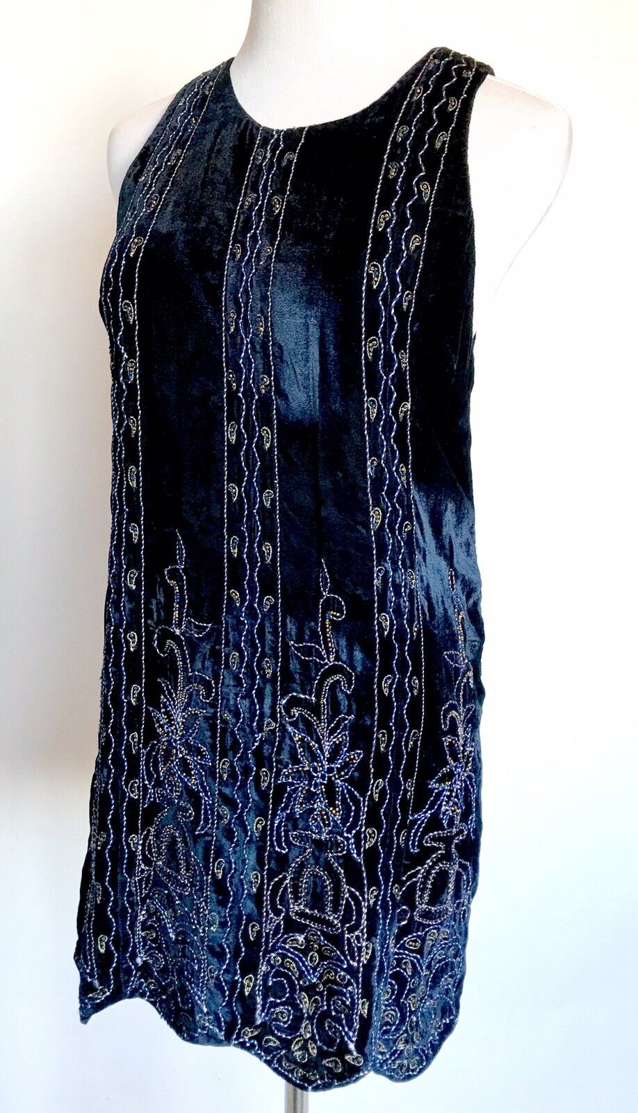 Haute Hippie Vintage Velvet Bead Dress Sz 4 Retail $695 Price $199 NWT Authentic